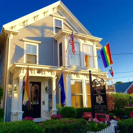 Queen Vic Guest House (Adults Only)-2